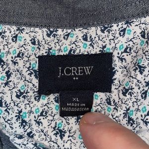 J CREW mens button down printed shirt size XL